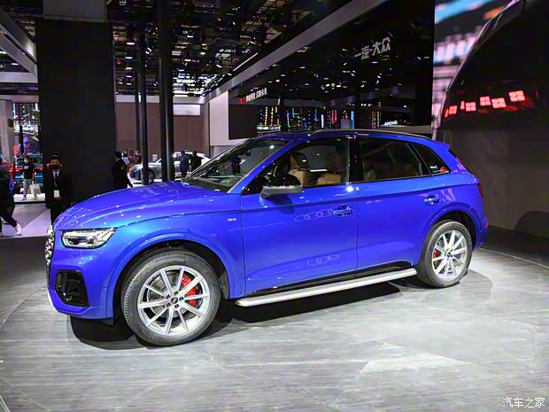 一汽-大众奥迪 奥迪Q5L 2021款 45T 甄选动感型 一汽-大众奥迪 奥迪Q5L 2021款 45T 甄选动感型