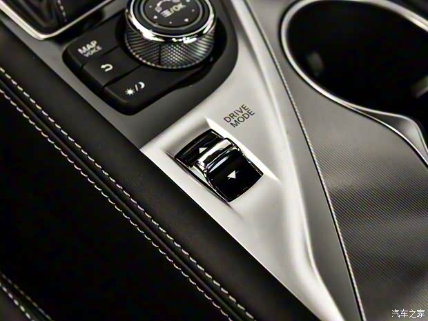 英菲尼迪(进口) 英菲尼迪Q60 2017款 2.0T 标准型