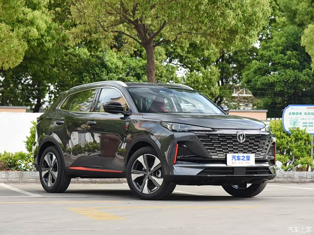 長(zhǎng)安汽車 長(zhǎng)安CS55PLUS 2022款 第二代 1.5T DCT領(lǐng)航型