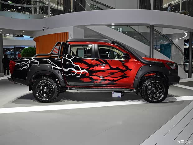 郑州日产 锐骐6 2021款 2.3T自动柴油四驱穿越版标准型M9T 郑州日产 锐骐6 2021款 2.3T自动柴油四驱穿越版标准型M9T