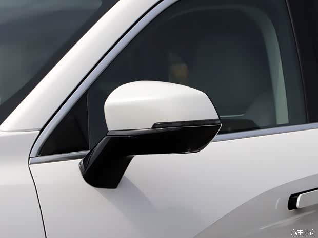 长城汽车 摩卡 2021款 2.0T 两驱特醇版