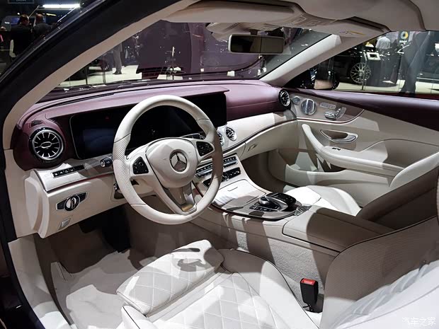 奔驰(进口) 奔驰E级(进口) 2017款 E 400 4MATIC Cabriolet 奔驰(进口) 奔驰E级(进口) 2017款 E 400 4MATIC Cabriolet