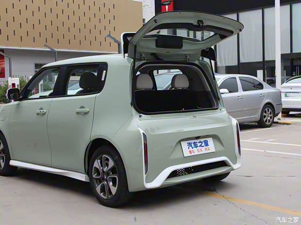 长城汽车 欧拉白猫 2022款 小野猫版 360km 豪华型