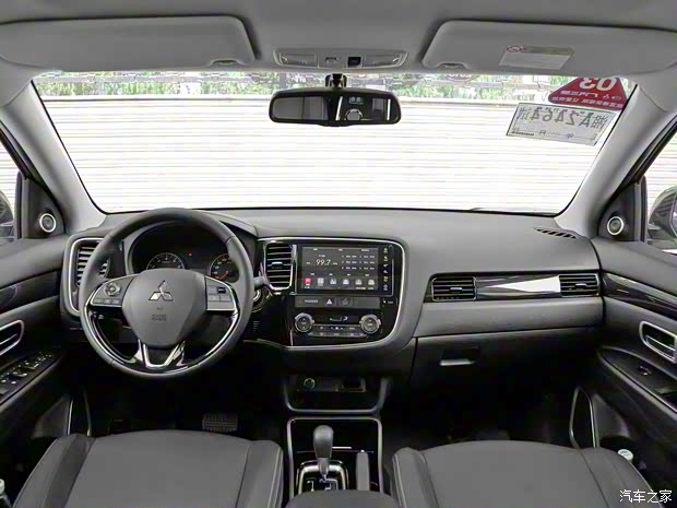 广汽三菱 欧蓝德 2017款 2.0L 两驱荣耀版