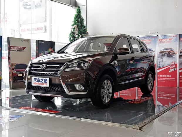 北汽银翔 北汽幻速S6 2017款 1.5T CVT畅享型 北汽银翔 北汽幻速S6 2017款 1.5T CVT畅享型