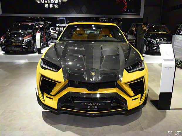 Mansory 迈莎锐Urus 2021款 4.0T V8 标准版 Mansory 迈莎锐Urus 2021款 4.0T V8 标准版