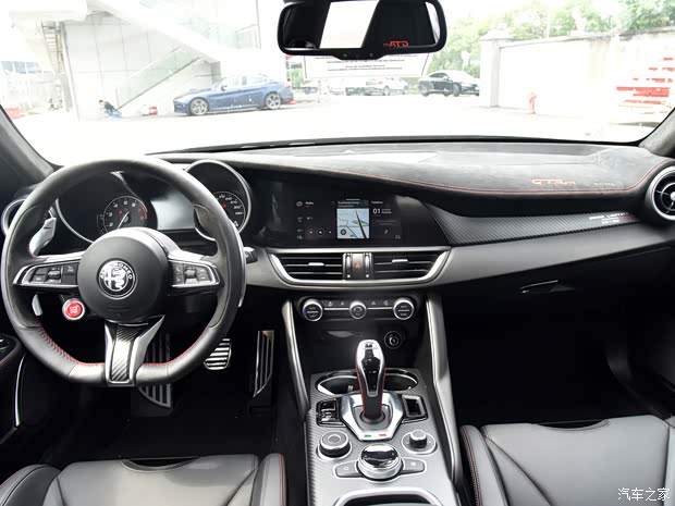 阿爾法·羅密歐 Giulia 2021款 GTAm 試裝車