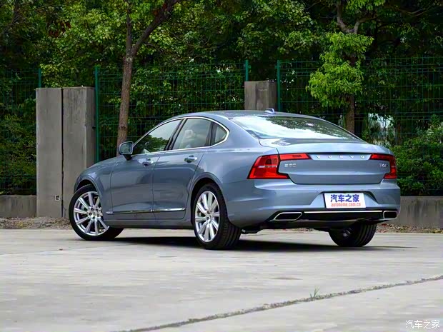 沃爾沃(進(jìn)口) 沃爾沃S90 2016款 2.0T T6 AWD智尊版