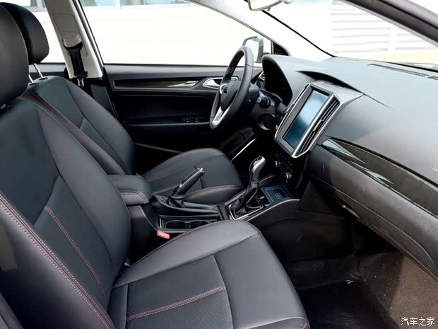 众泰汽车 众泰Z360 2017款 基本型 众泰汽车 众泰Z360 2017款 基本型