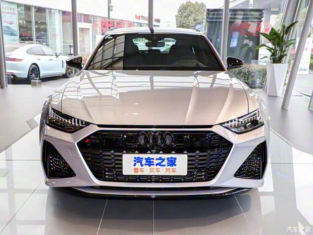 Audi Sport 奧迪RS 6 2021款 RS 6 4.0T Avant 尊享版