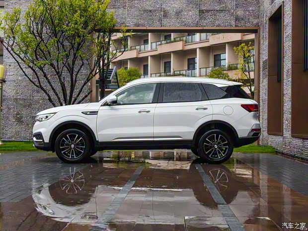 众泰汽车 众泰T500 2018款 1.5T 自动旗舰型