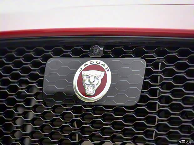 捷豹 捷豹F-PACE 2016款 2.0T 两驱R-Sport运动版 捷豹 捷豹F-PACE 2016款 2.0T 两驱R-Sport运动版