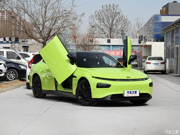小鹏汽车 小鹏汽车P7 2021款 后驱超长续航鹏翼版