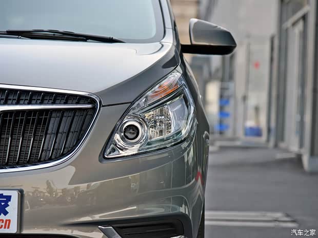 上汽通用别克 别克GL8 2017款 25S 基本型