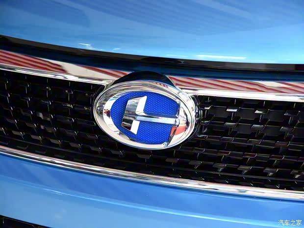 昌河汽车 昌河Q35 2016款 1.5L 手动炫智版 昌河汽车 昌河Q35 2016款 1.5L 手动炫智版