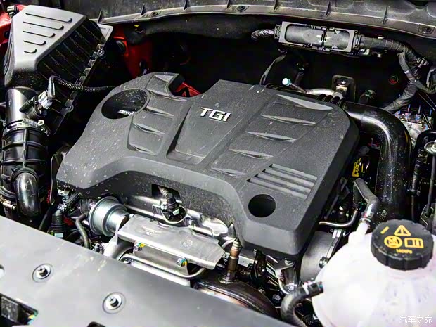 上汽集團(tuán) 榮威RX5 2016款 20T 兩驅(qū)互聯(lián)網(wǎng)智享版