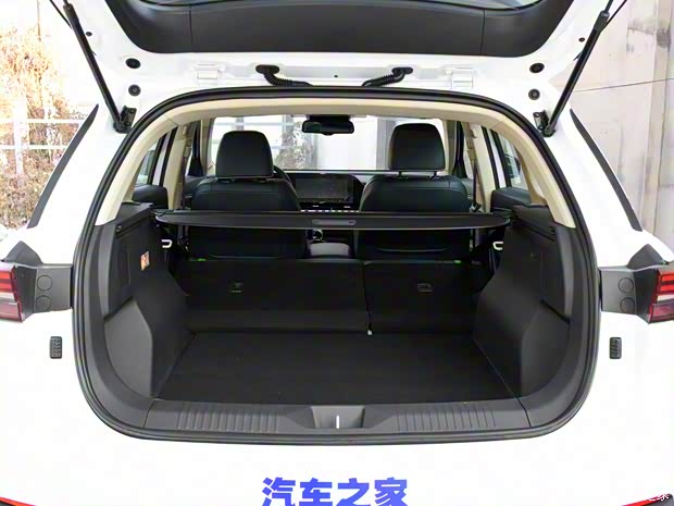 一汽奔腾 奔腾T55 2021款 中配