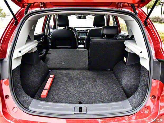 上汽集團(tuán) 名爵ZS 2017款 16T 自動(dòng)戰(zhàn)神版