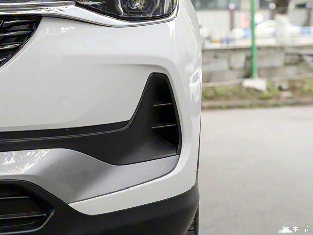 上汽通用别克 昂科拉 2021款 332T CVT精英型