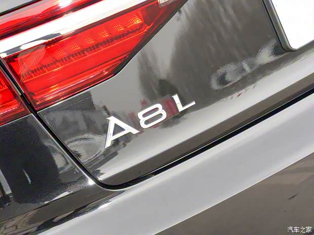 奥迪(进口) 奥迪A8新能源 2021款 A8L 60 TFSIe quattro