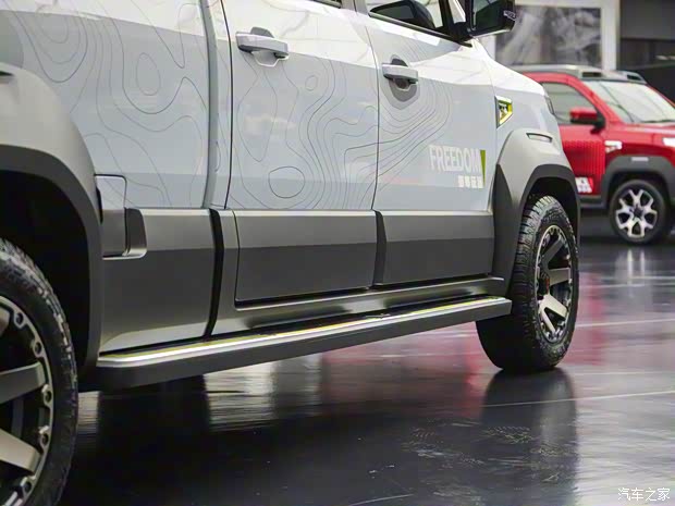 上汽通用五菱 五菱征途 2021款 御寒征途版