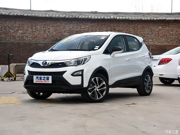 比亚迪 元 2017款 1.5L 自动酷炫互联型 比亚迪 元 2017款 1.5L 自动酷炫互联型