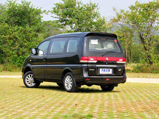 東風風行 菱智 2017款 M5 2.0L 基本型