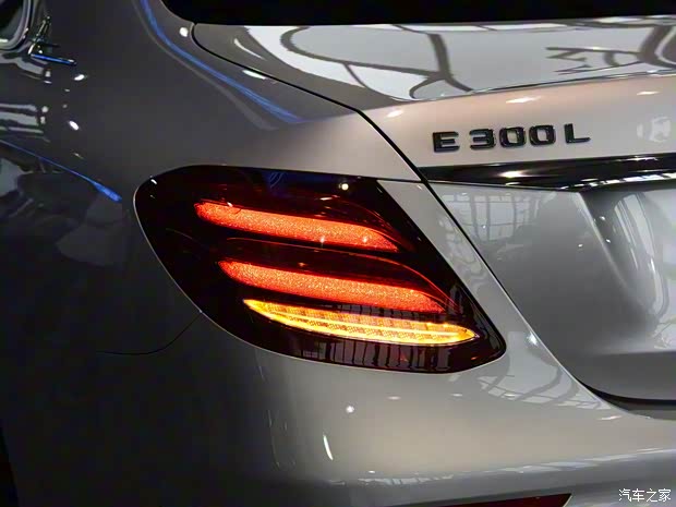 北京奔驰 奔驰E级 2016款 E 300 L 运动型