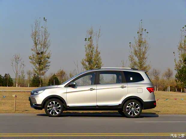 開瑞汽車 開瑞K60 2018款 1.5L 手動天窗版