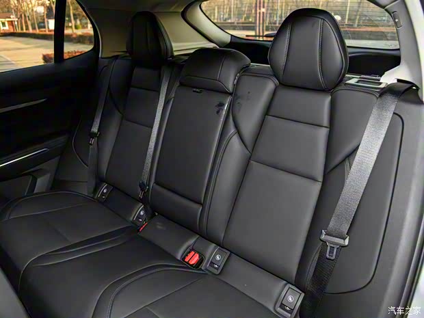 领克 领克01 2021款 2.0TD 两驱型Pro