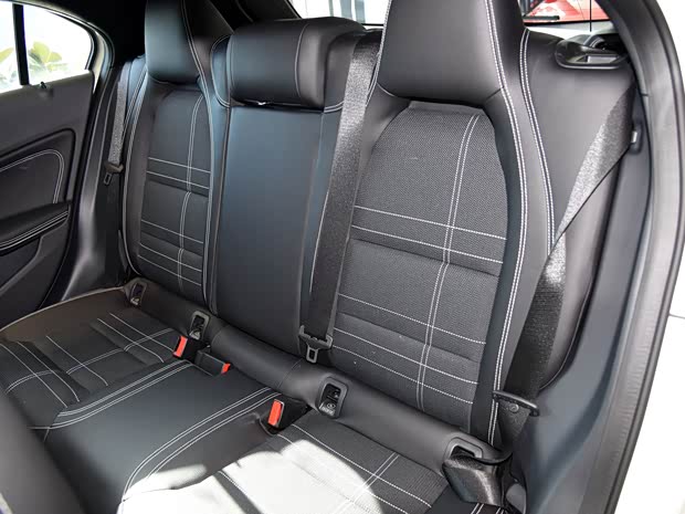 奔馳(進口) 奔馳A級 2016款 A 200 時尚型