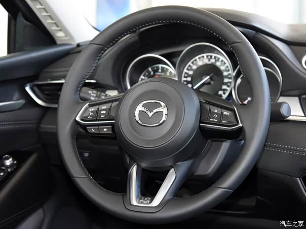 一汽马自达 阿特兹 2021款 2.5L 蓝天运动版 一汽马自达 阿特兹 2021款 2.5L 蓝天运动版