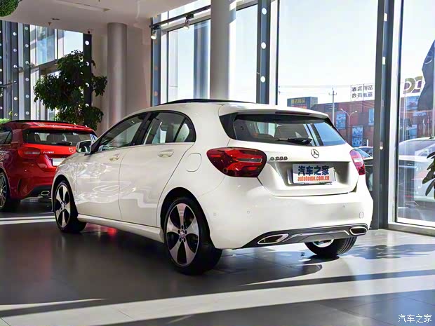 奔馳(進口) 奔馳A級 2016款 A 200 時尚型