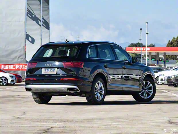 奥迪(进口) 奥迪Q7 2018款 45 TFSI 技术型