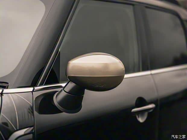 MINI MINI COUNTRYMAN 2021款 COOPER S ALL4 Shadow Edition 英國(guó)版