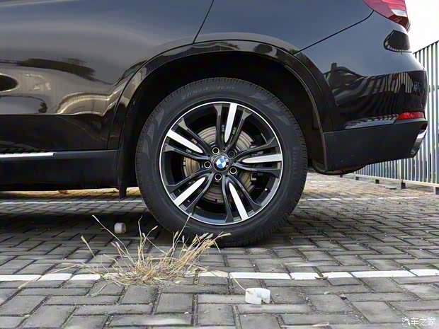 寶馬(進(jìn)口) 寶馬X5 2017款 xDrive35i 典雅型