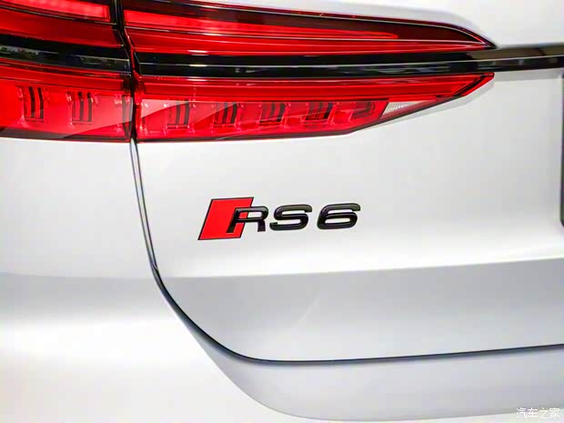 Audi Sport 奧迪RS 6 2021款 RS 6 4.0T Avant 尊享版