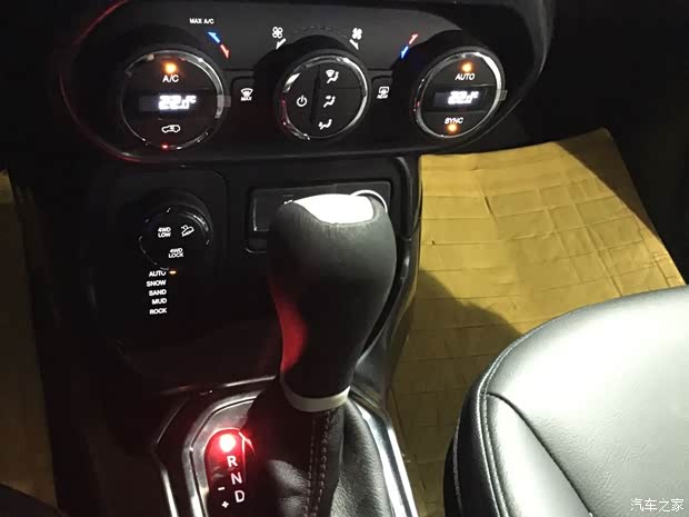 广汽菲克Jeep 自由侠 2016款 基本型