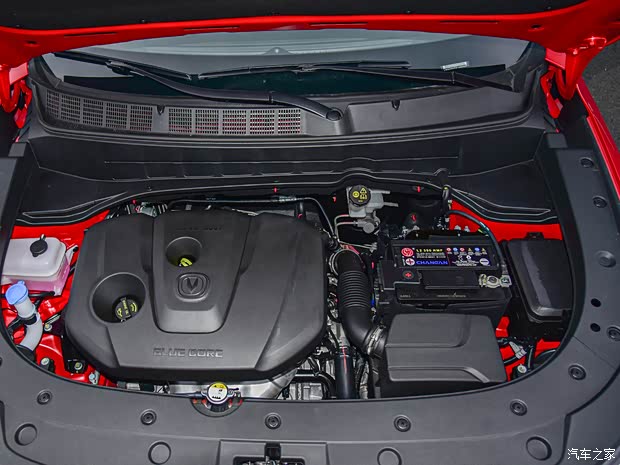 长安汽车 长安CS35PLUS 2021款 荣耀百万版 1.6L CVT豪华版