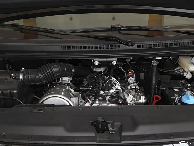 江淮汽车 瑞风M4 2020款 2.0CTI 柴油 手动劲享型 国VI