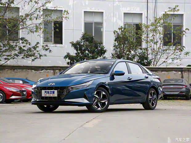 北京現(xiàn)代 伊蘭特 2021款 240TGDi DCT LUX尊貴版