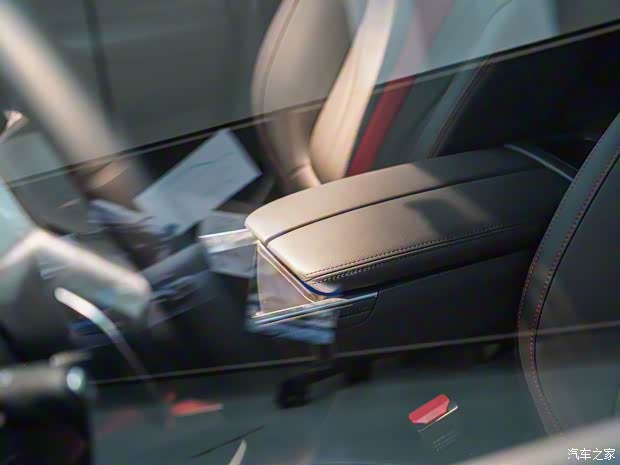 上汽大通 上汽大通MAXUS G50 2021款 PLUS 基本型