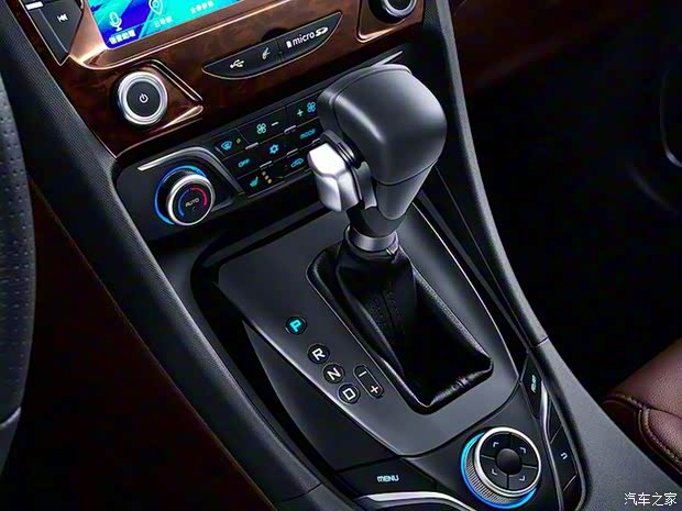 海馬汽車 海馬V70 2016款 基本型