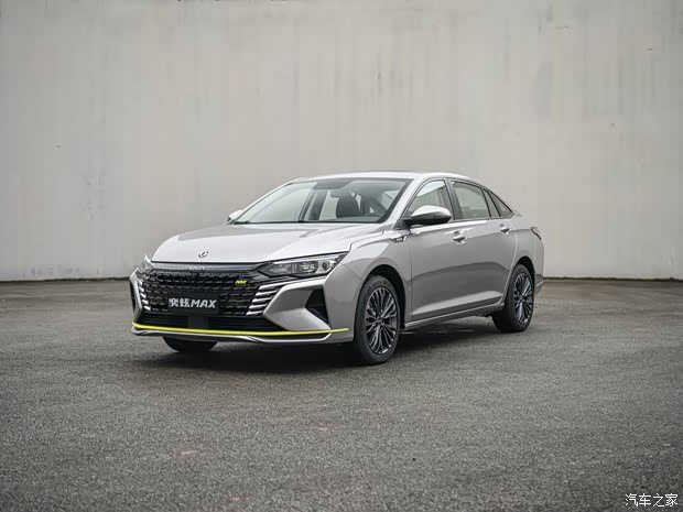 東風(fēng)乘用車 奕炫MAX 2021款 混動版試裝車 東風(fēng)乘用車 奕炫MAX 2021款 混動版試裝車