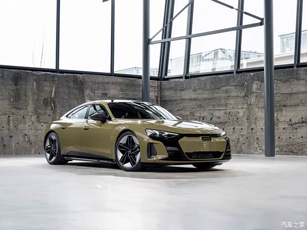 Audi Sport 奥迪RS e-tron GT 2021款 基本型