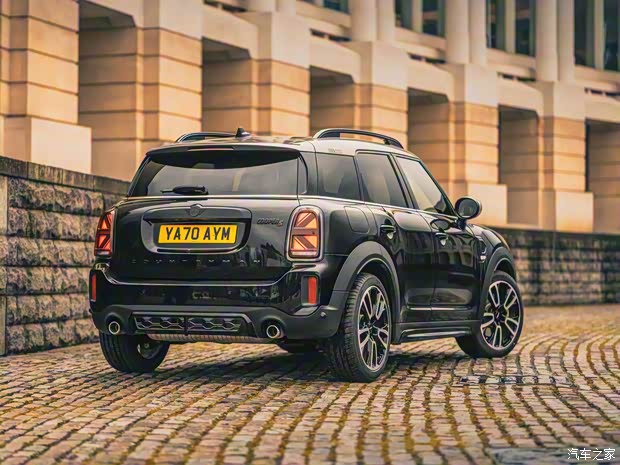 MINI MINI COUNTRYMAN 2021款 COOPER S ALL4 Shadow Edition 英國(guó)版