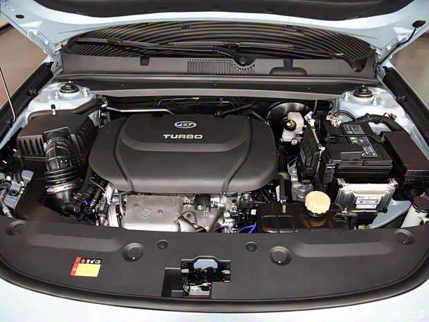 上汽通用五菱 新宝骏Valli 2021款 1.5T CVT那曲繁星