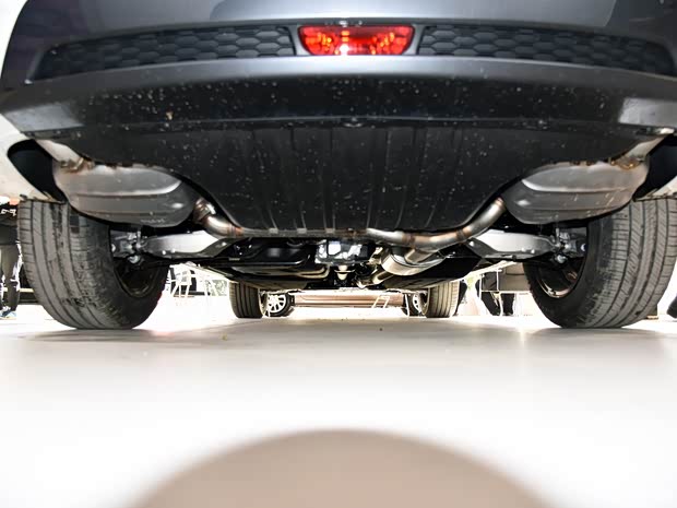 東風(fēng)本田 本田UR-V 2017款 370TURBO 四驅(qū)尊享版 東風(fēng)本田 本田UR-V 2017款 370TURBO 四驅(qū)尊享版