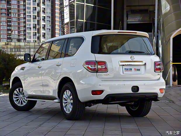 日产(进口) 途乐 2017款 4.0L SE中东版