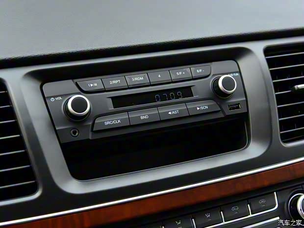 上汽大通 上汽大通G10 2016款 1.9T 手動柴油版 國V